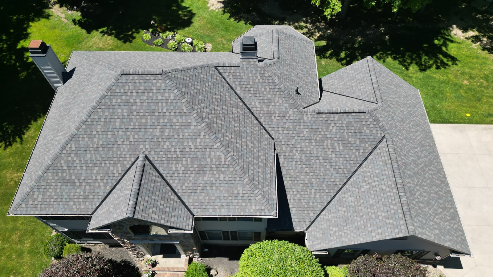 Overhead view of a finished Swirsky roof